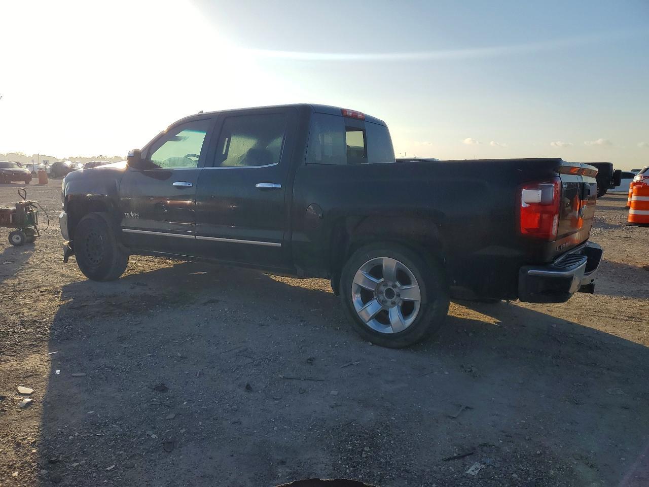 2017 Chevrolet Silverado C1500 Ltz - Фото 2