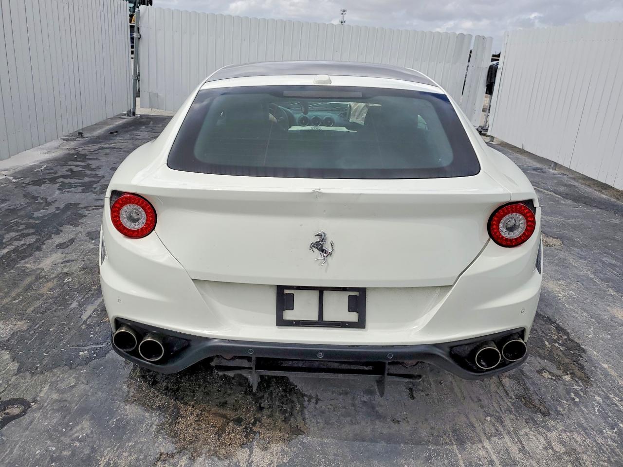 2015 Ferrari Ff - Фото 6