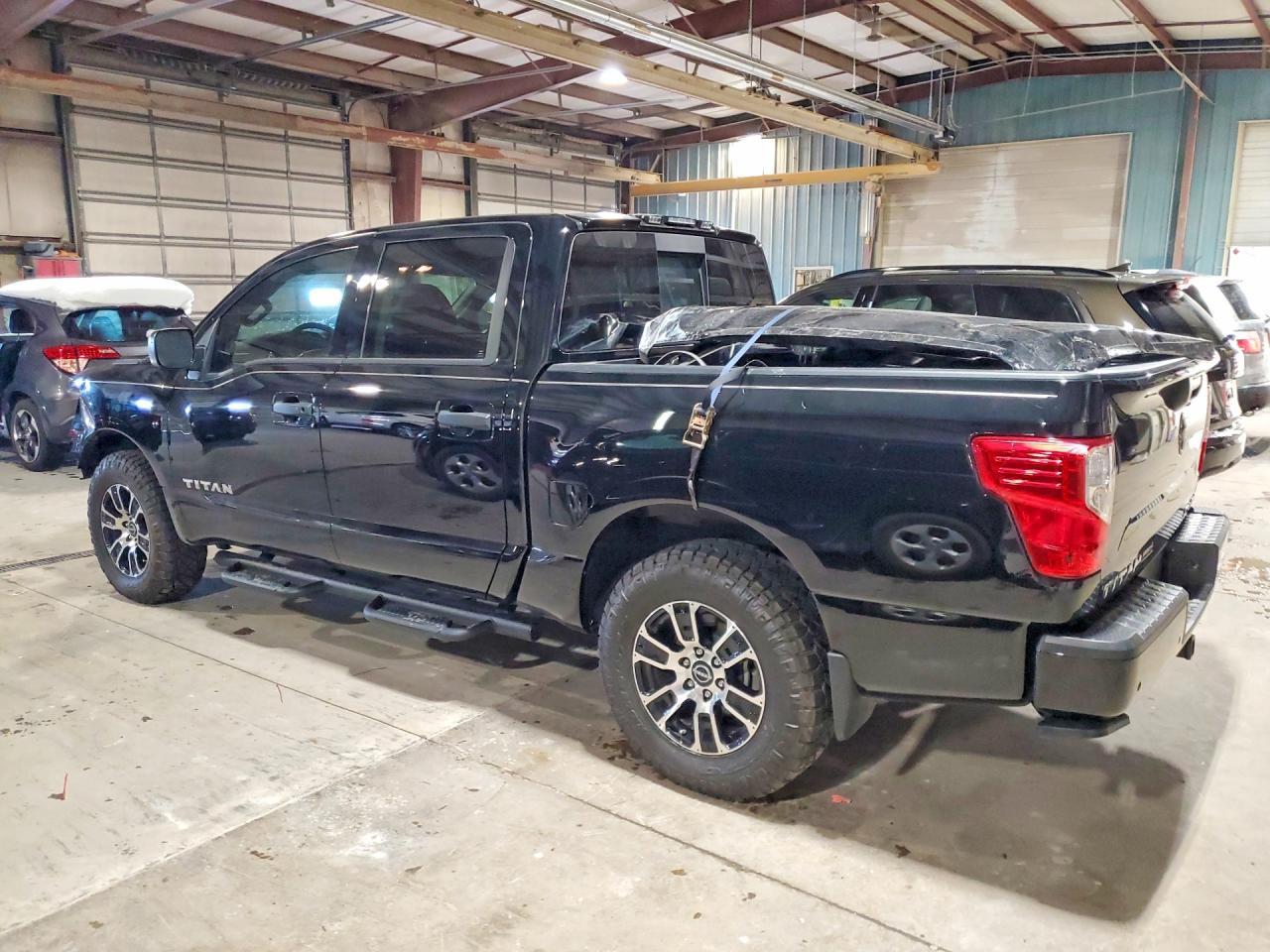2024 Nissan Titan Sv - Фото 2