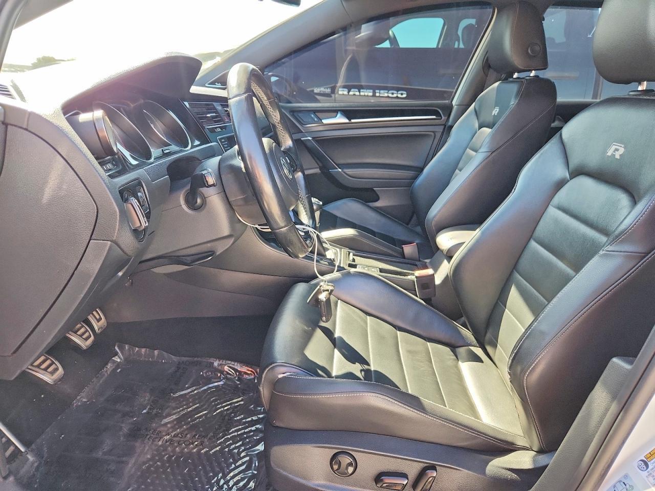 2017 Volkswagen Golf R - Фото 7