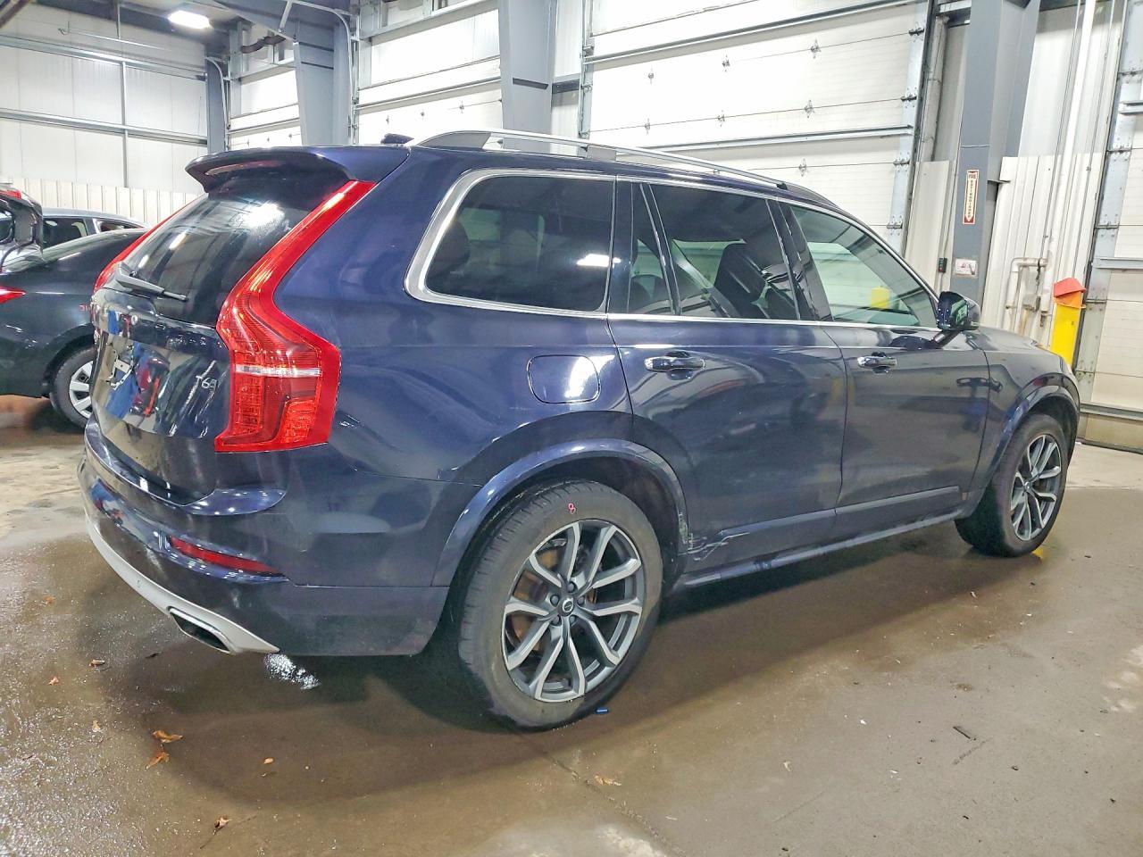 2019 Volvo Xc90 T6 Momentum - Image 3