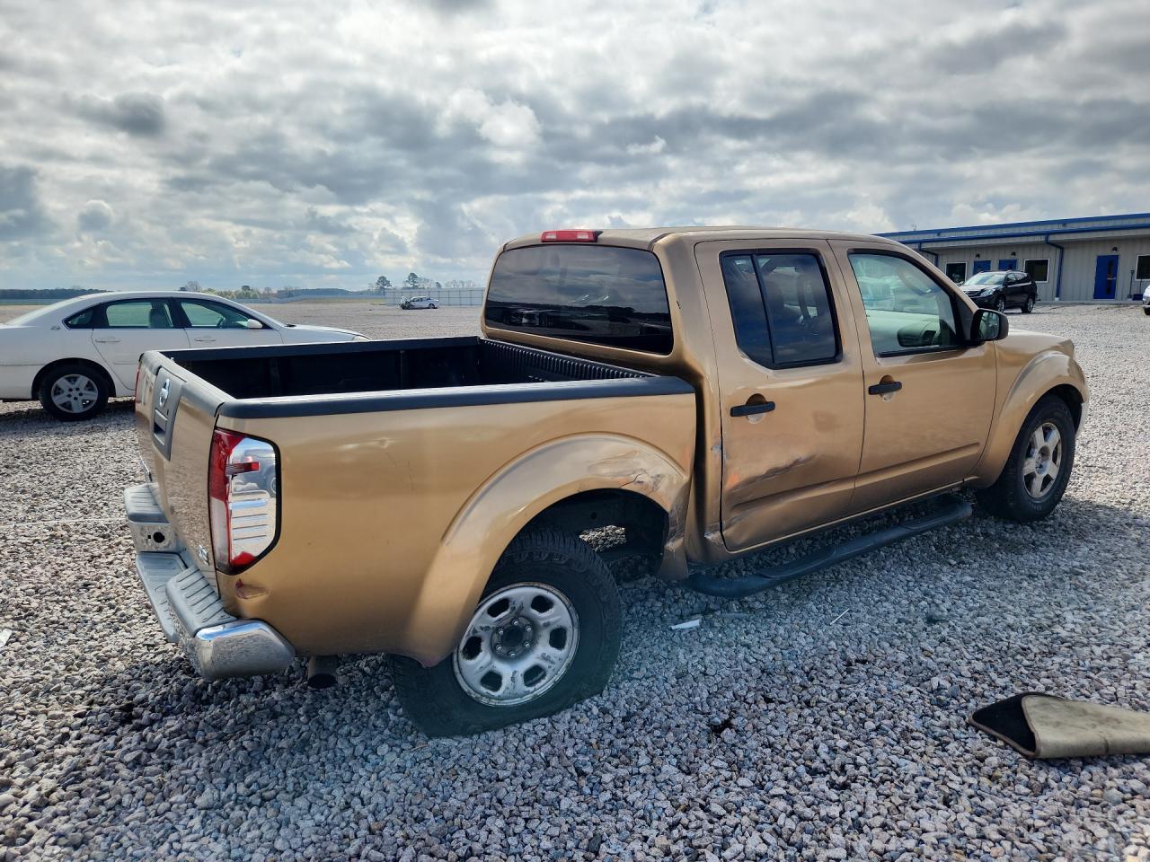 2005 Nissan Frontier Se - Image 3