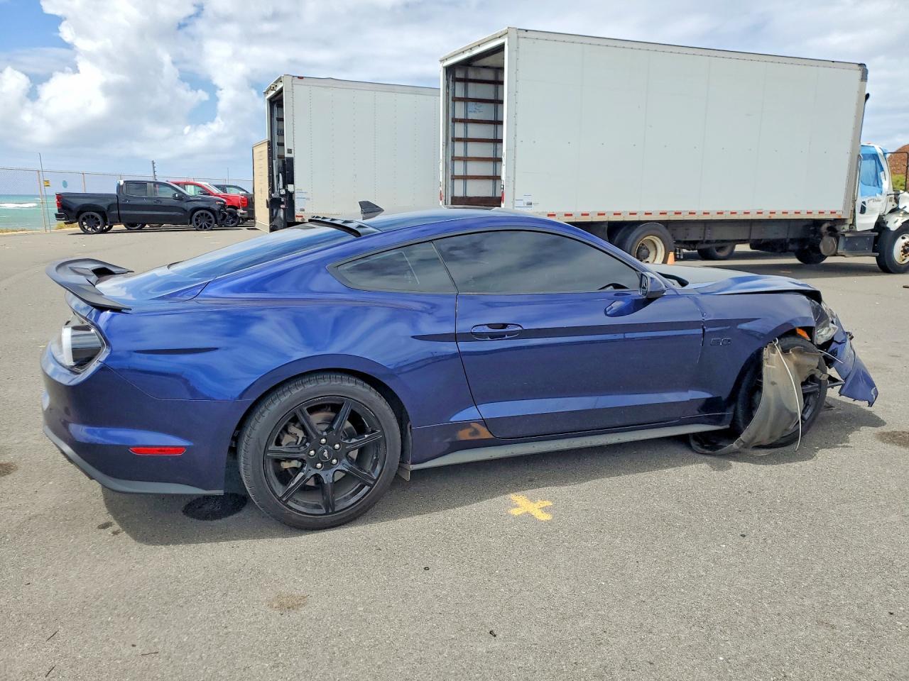 2020 Ford Mustang Gt - Фото 3