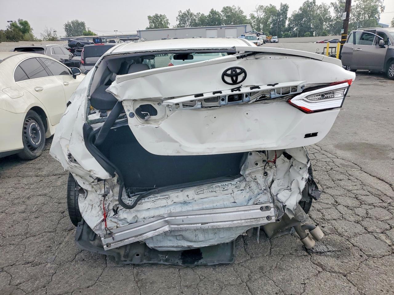 2018 Toyota Camry Se - Image 6