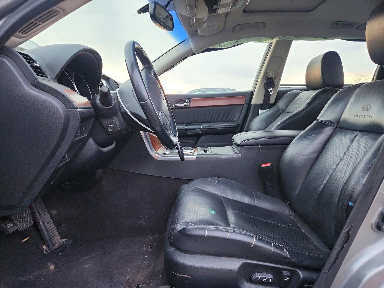 2007 Infiniti M35 X - Image 7