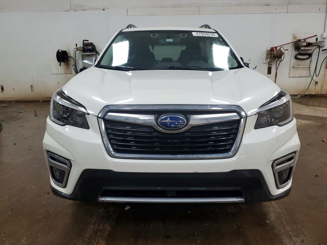 2021 Subaru Forester Touring - Фото 5