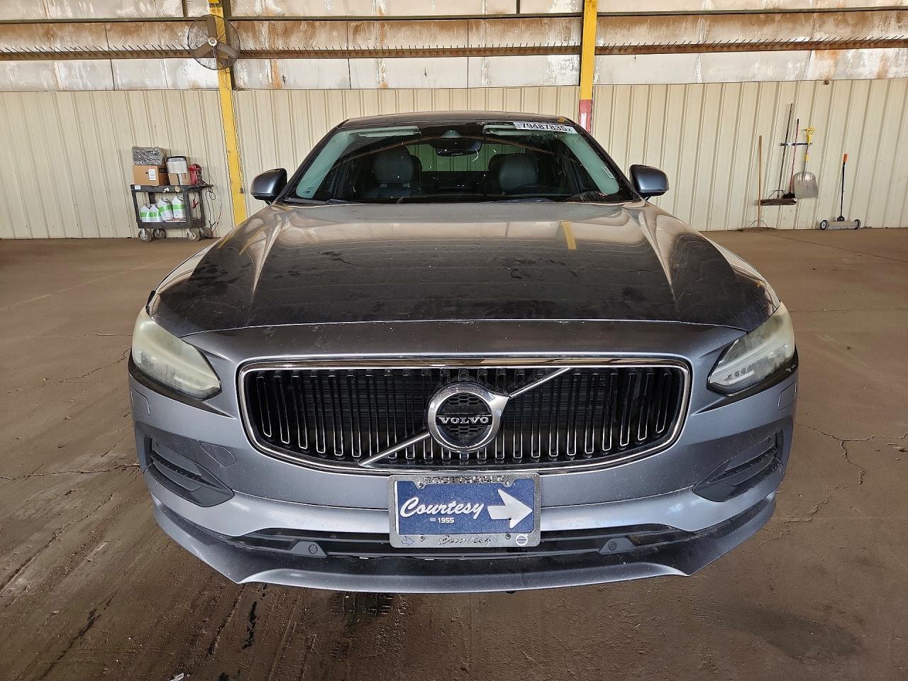 2017 Volvo S90 T5 Momentum - Фото 5