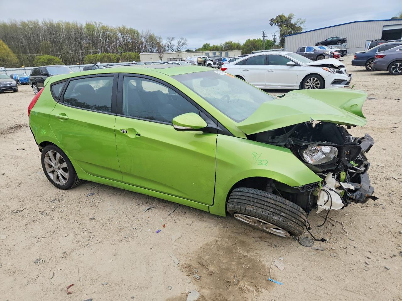 2013 Hyundai Accent Se - Фото 4