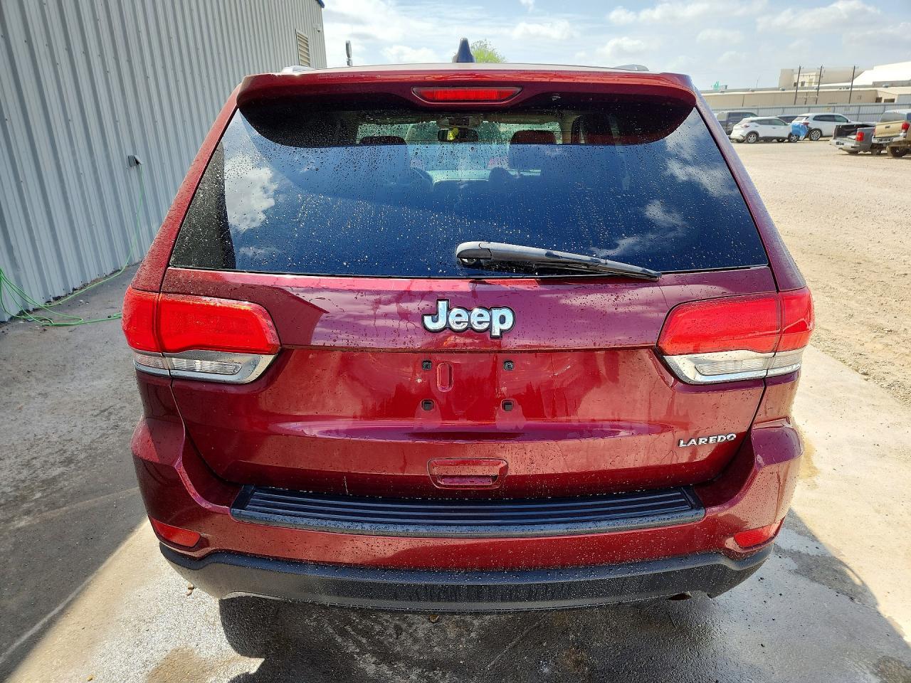 2016 Jeep Grand Cherokee Laredo - Image 6