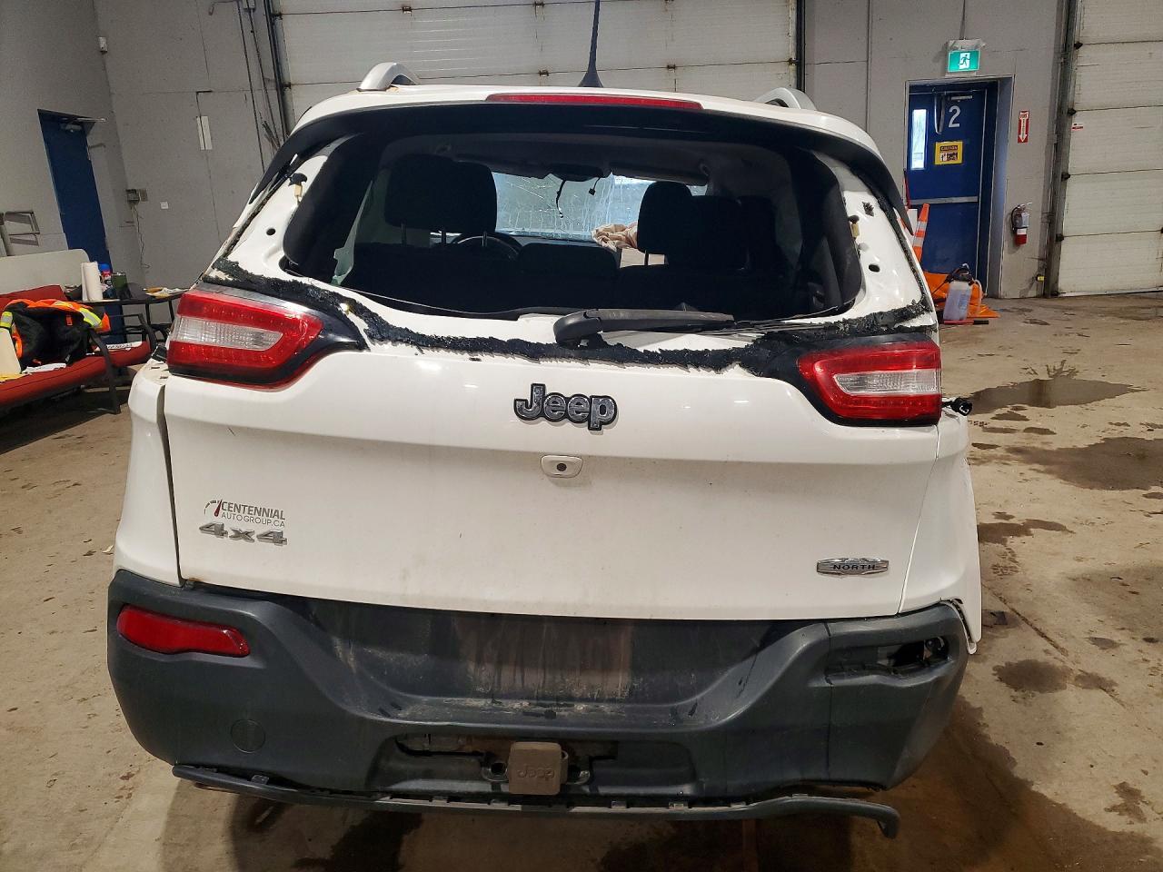 2016 Jeep Cherokee Latitude - Image 6