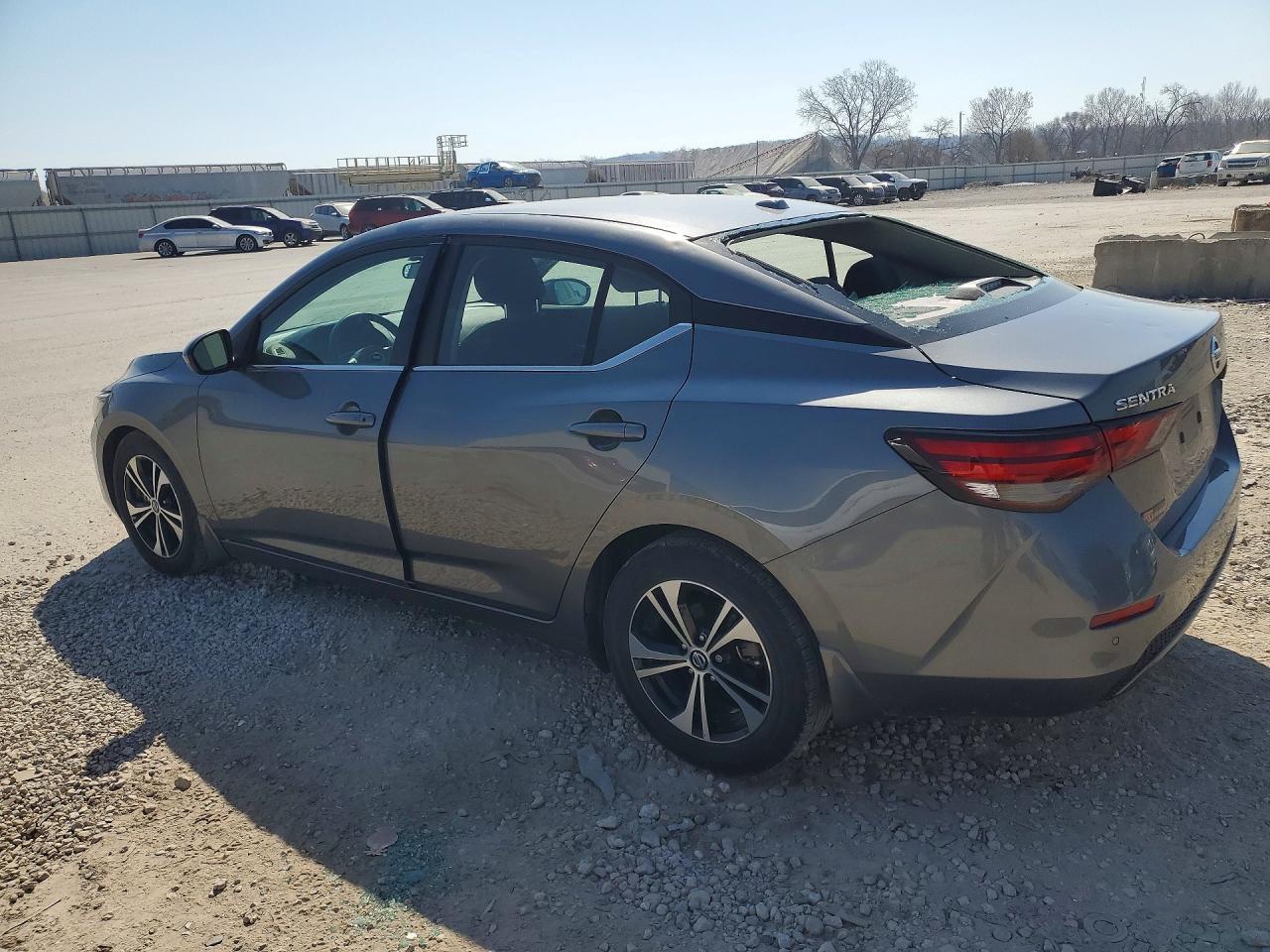 2022 Nissan Sentra Sv - Image 2