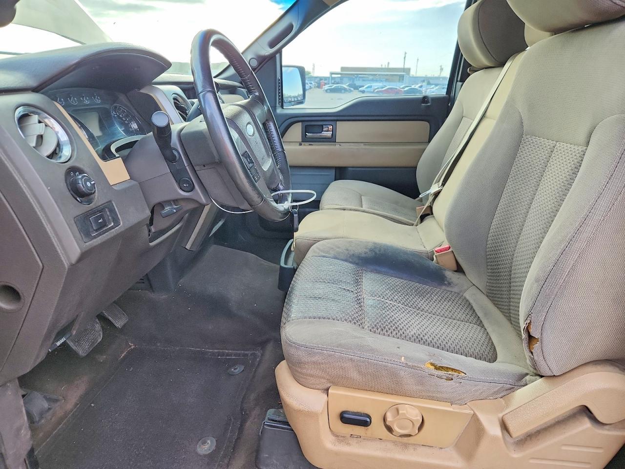 2012 Ford F150 Super Cab - Image 7