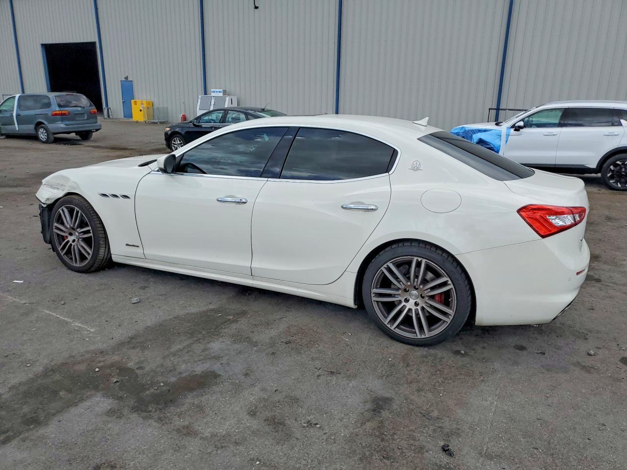 2019 Maserati Ghibli S - Image 2
