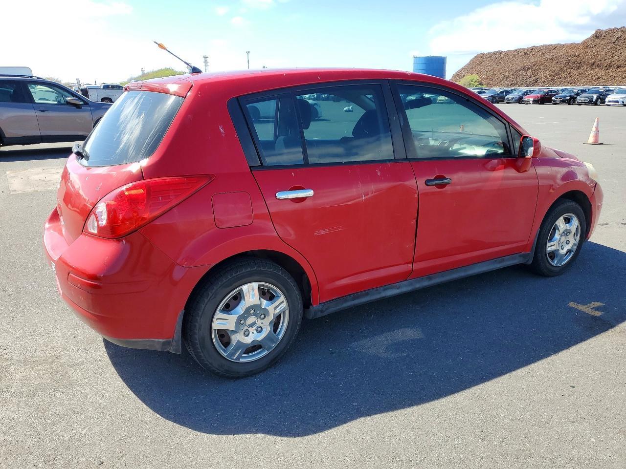 2008 Nissan Versa S - Фото 3