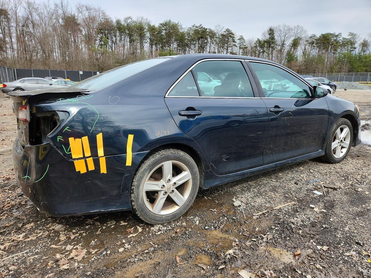 2013 Toyota Camry Se - Фото 3