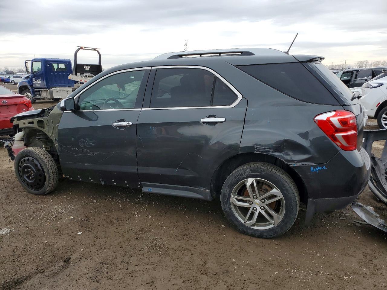 2017 Chevrolet Equinox Premier - Фото 2