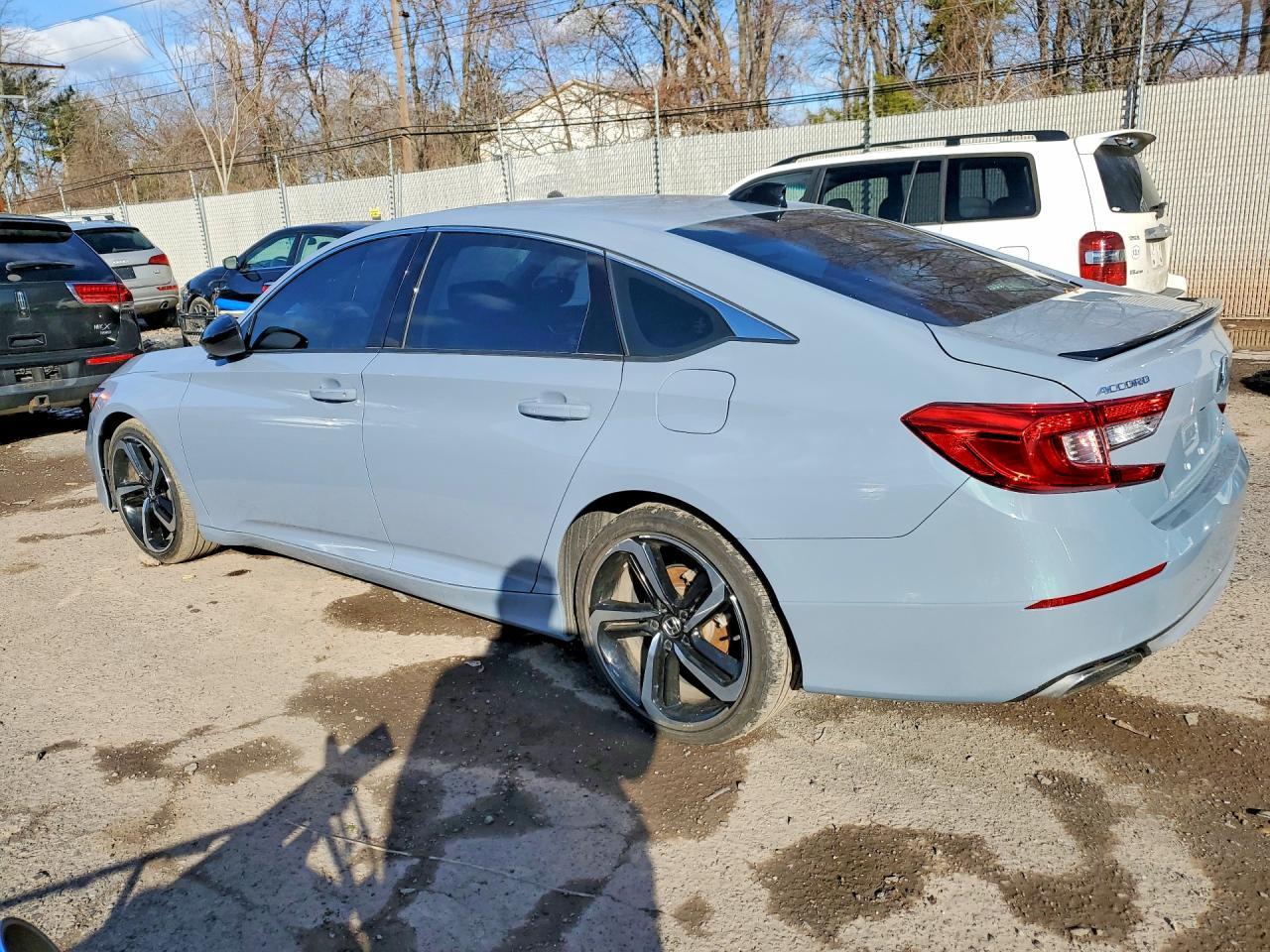 2022 Honda Accord Sport Se - Image 2