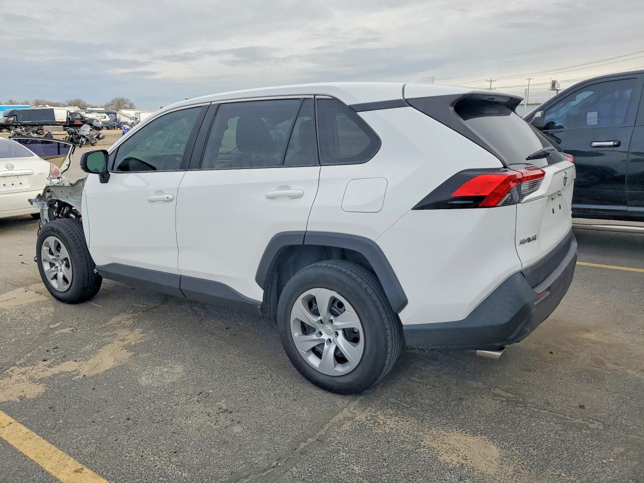 2022 Toyota Rav4 Le - Фото 2