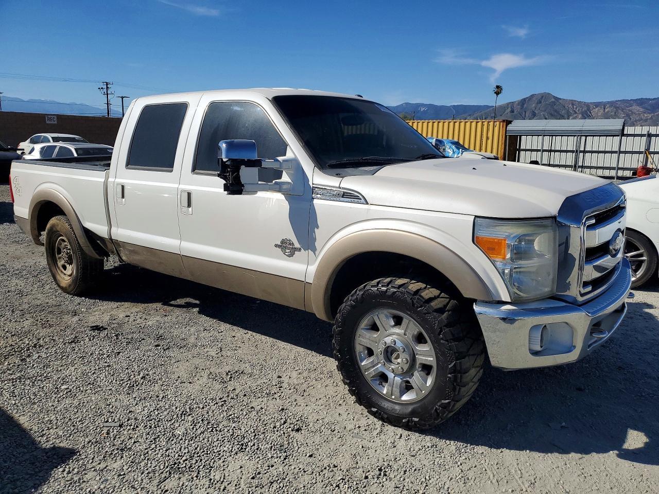 2013 Ford F250 Super Duty - Фото 4