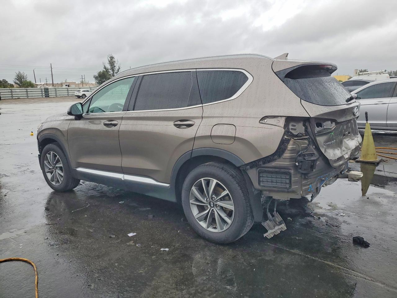 2019 Hyundai Santa Fe Sel Plus 2.4L - Фото 2