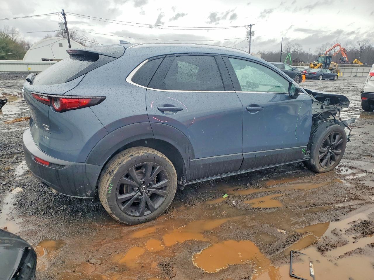 2022 Mazda Cx-30 Premium - Image 3