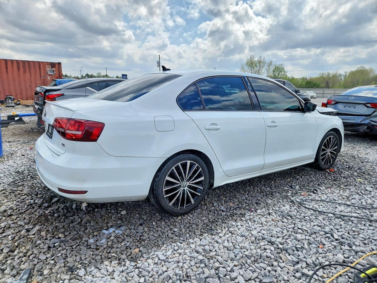 2016 Volkswagen Jetta Sport - Фото 3