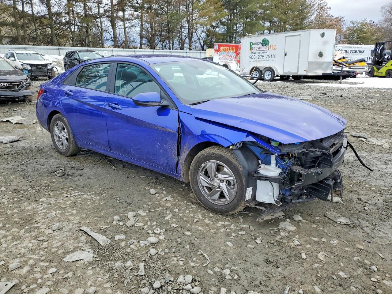 2025 Hyundai Elantra Se - Image 4