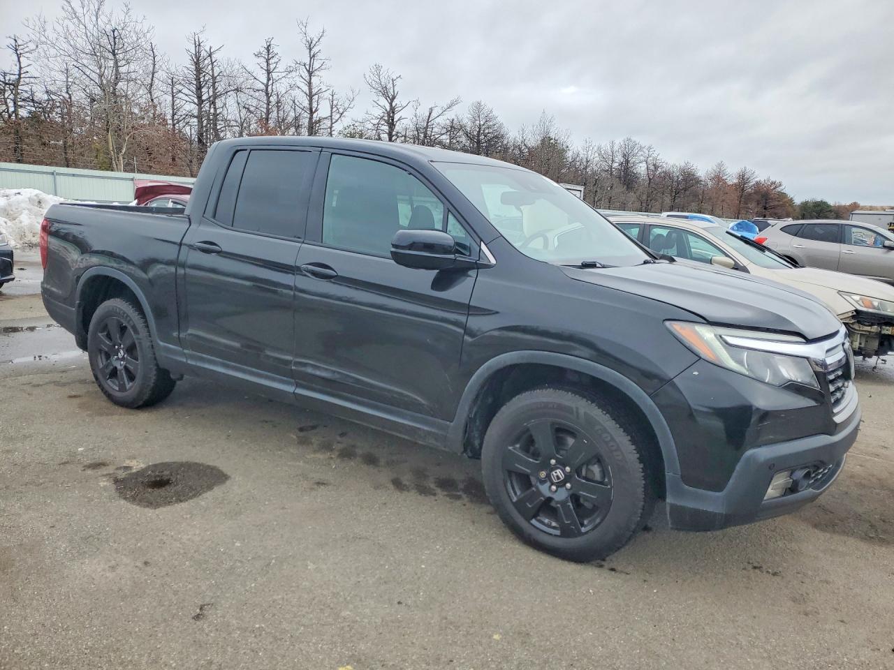 2019 Honda Ridgeline Black Edition - Image 4