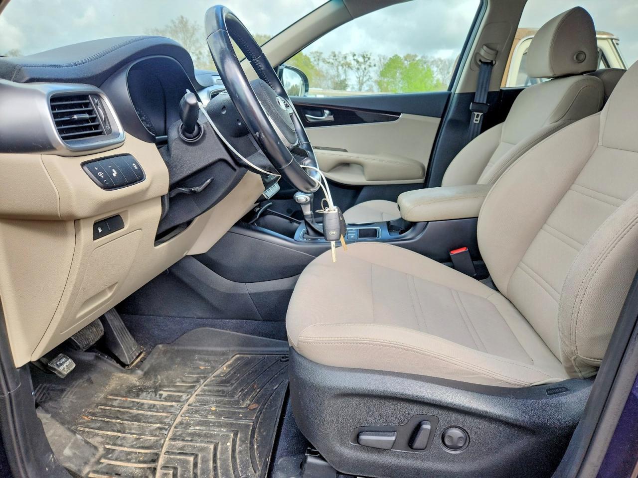 2020 Kia Sorento Lx - Image 7