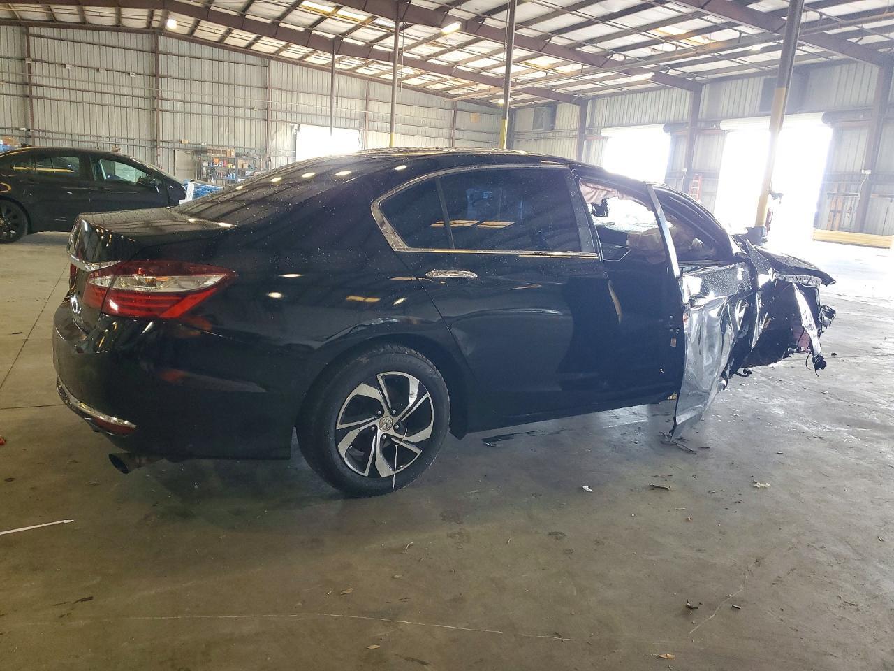 2017 Honda Accord Lx - Фото 3