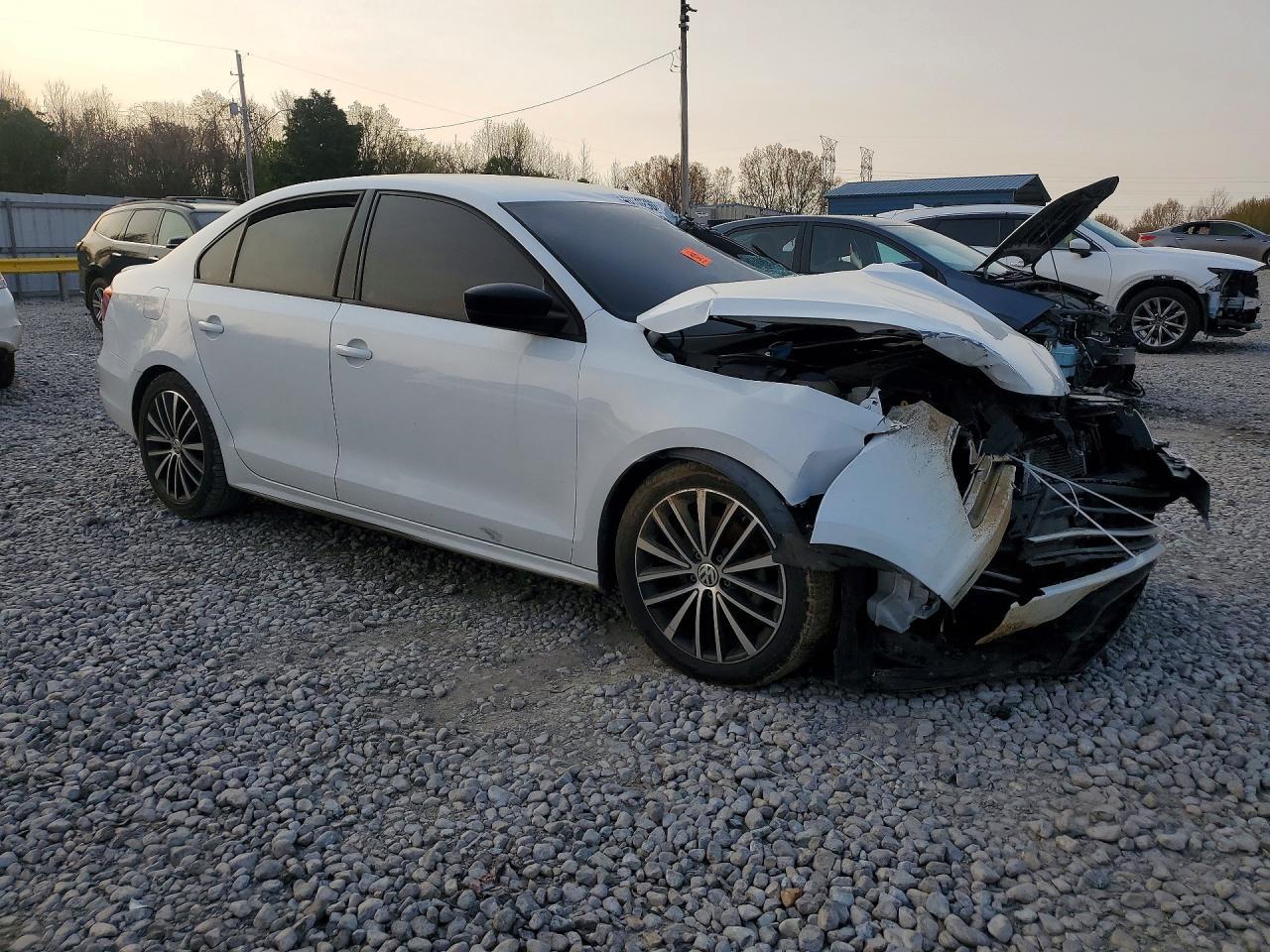 2017 Volkswagen Jetta Sport - Image 4