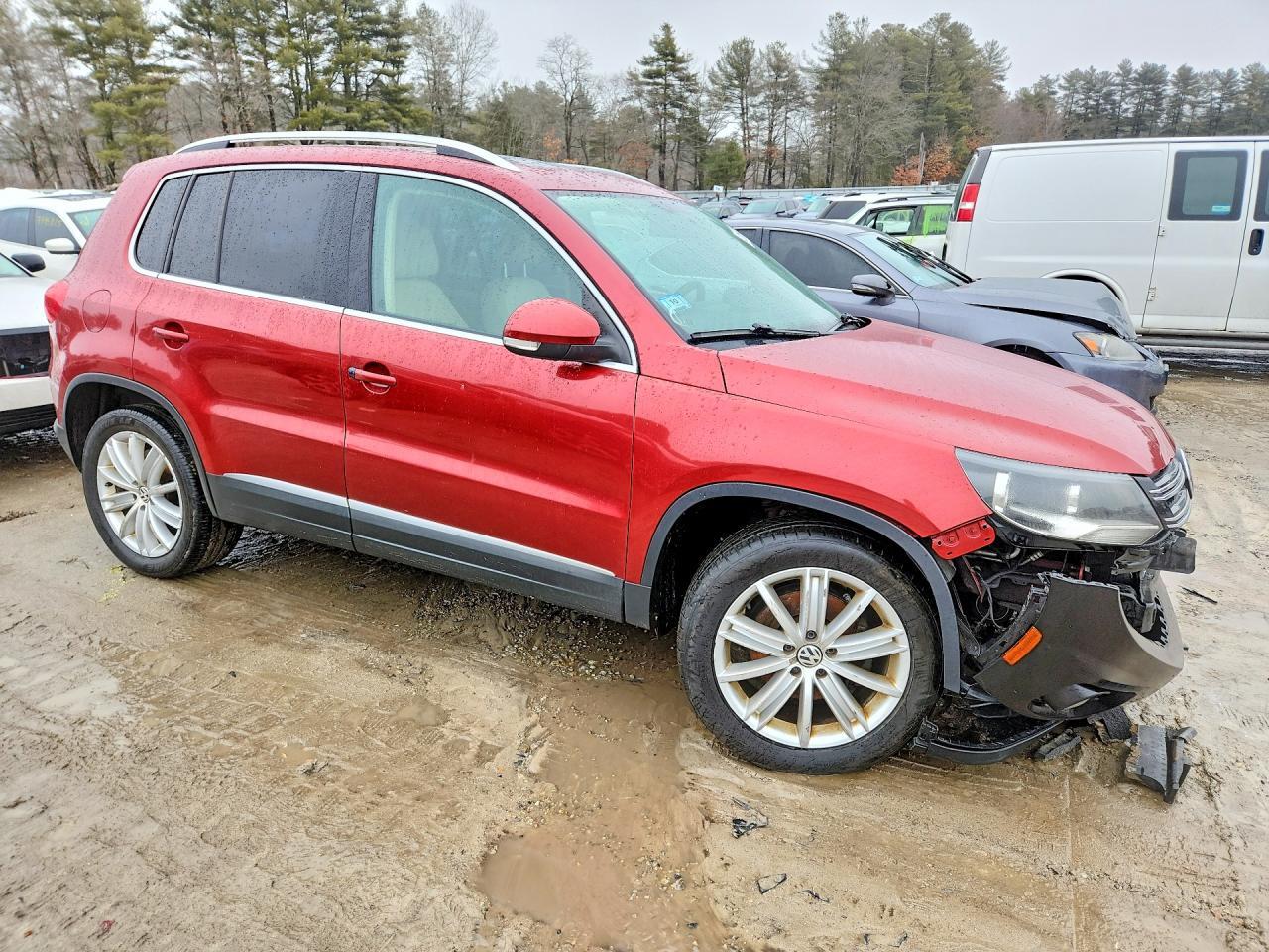 2012 Volkswagen Tiguan S - Фото 4
