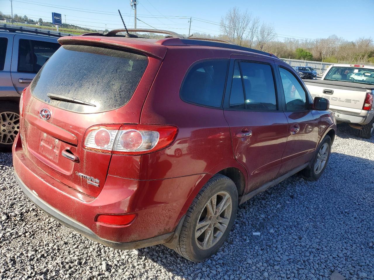 2011 Hyundai Santa Fe - Image 3