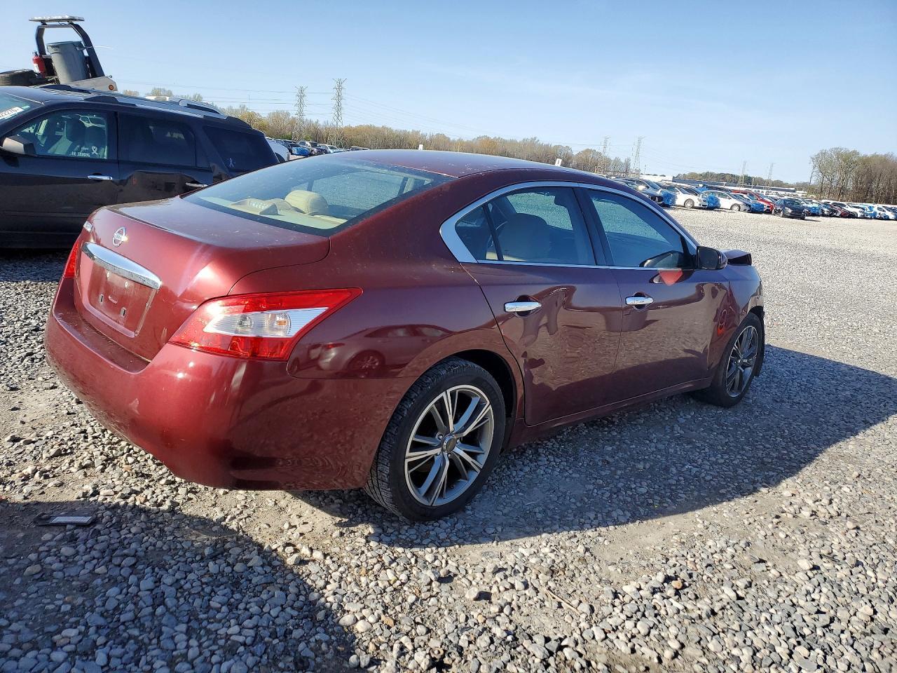 2011 Nissan Maxima 3.5 S - Фото 3