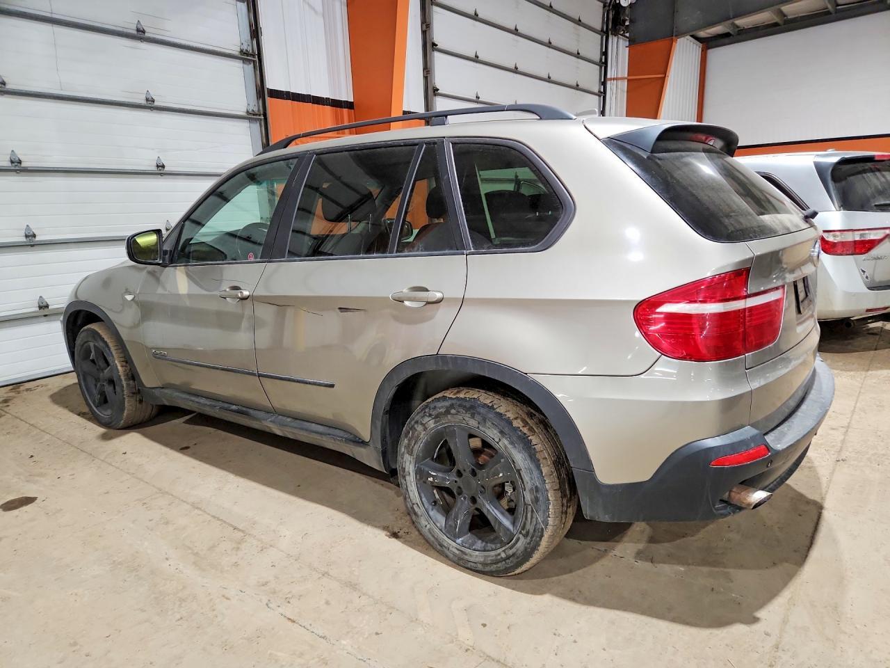 2009 BMW X5 xDrive30I - Image 2