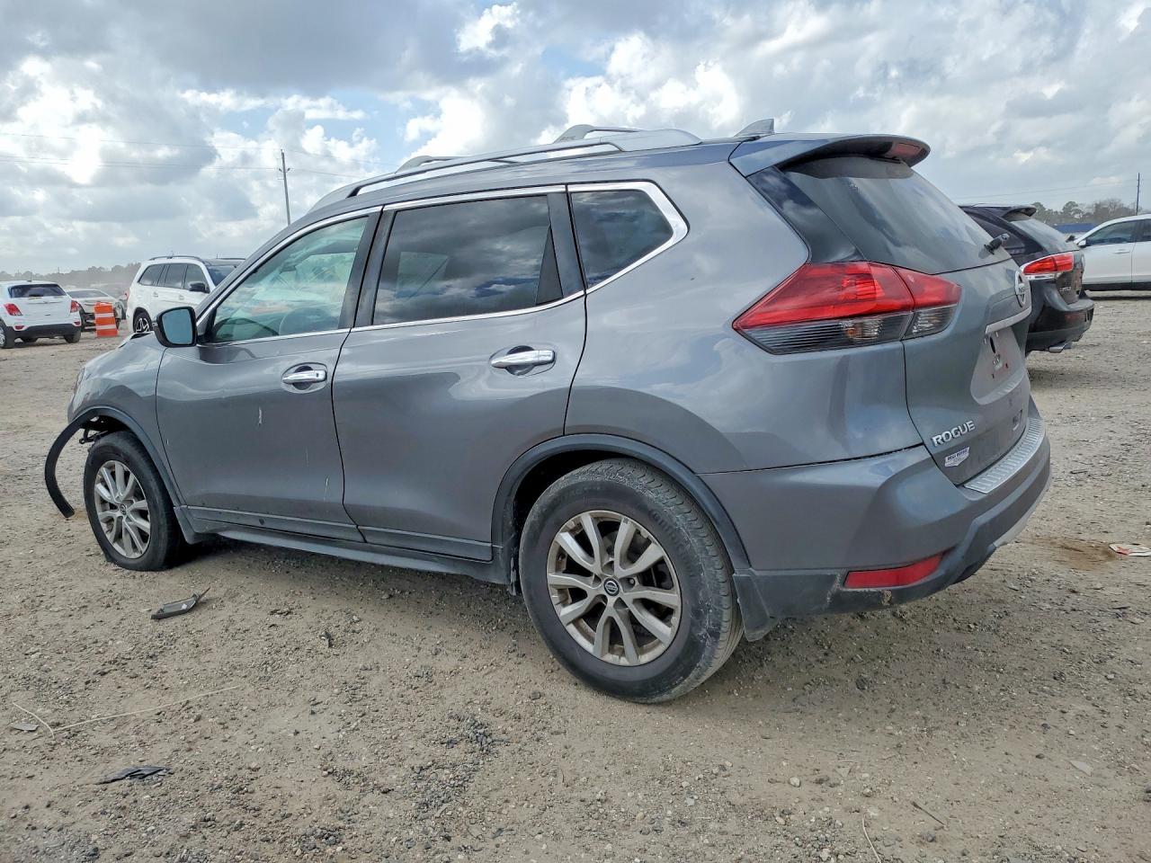 2019 Nissan Rogue - Фото 2