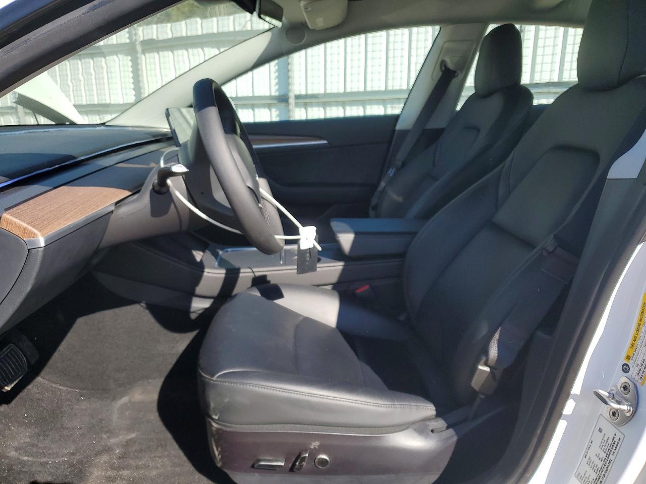 2023 Tesla Model 3 - Фото 7