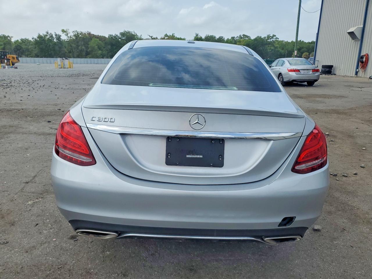 2016 Mercedes-Benz C 300 - Image 6