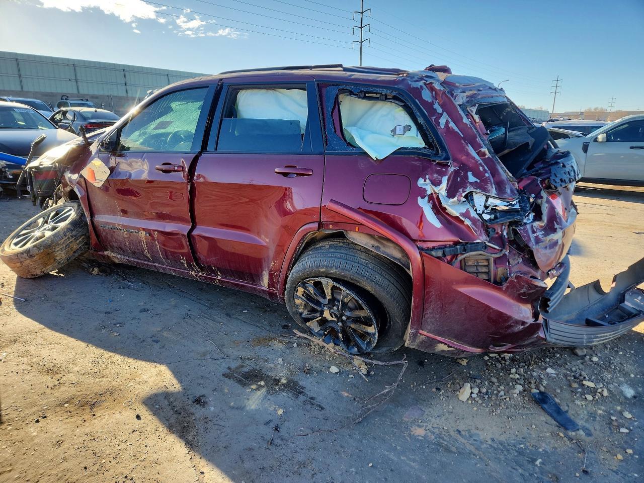 2018 Jeep Grand Cherokee Laredo - Фото 2