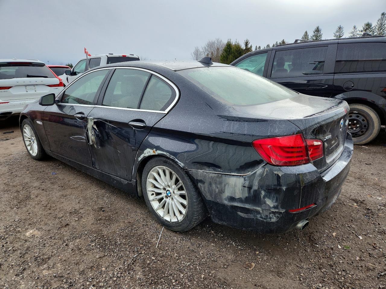 2013 BMW 535 Xi - Image 2