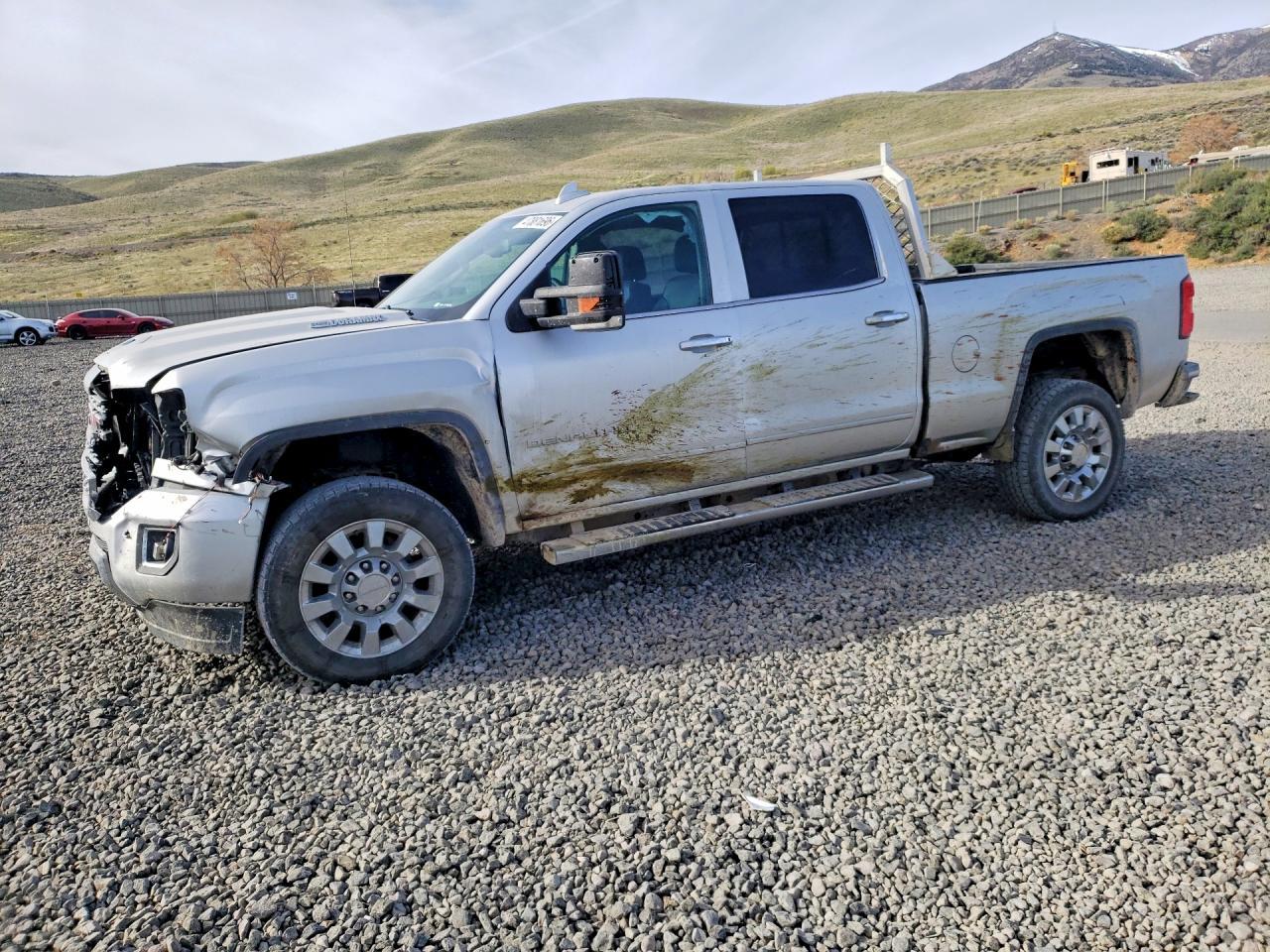 2018 GMC Sierra K2500 Denali