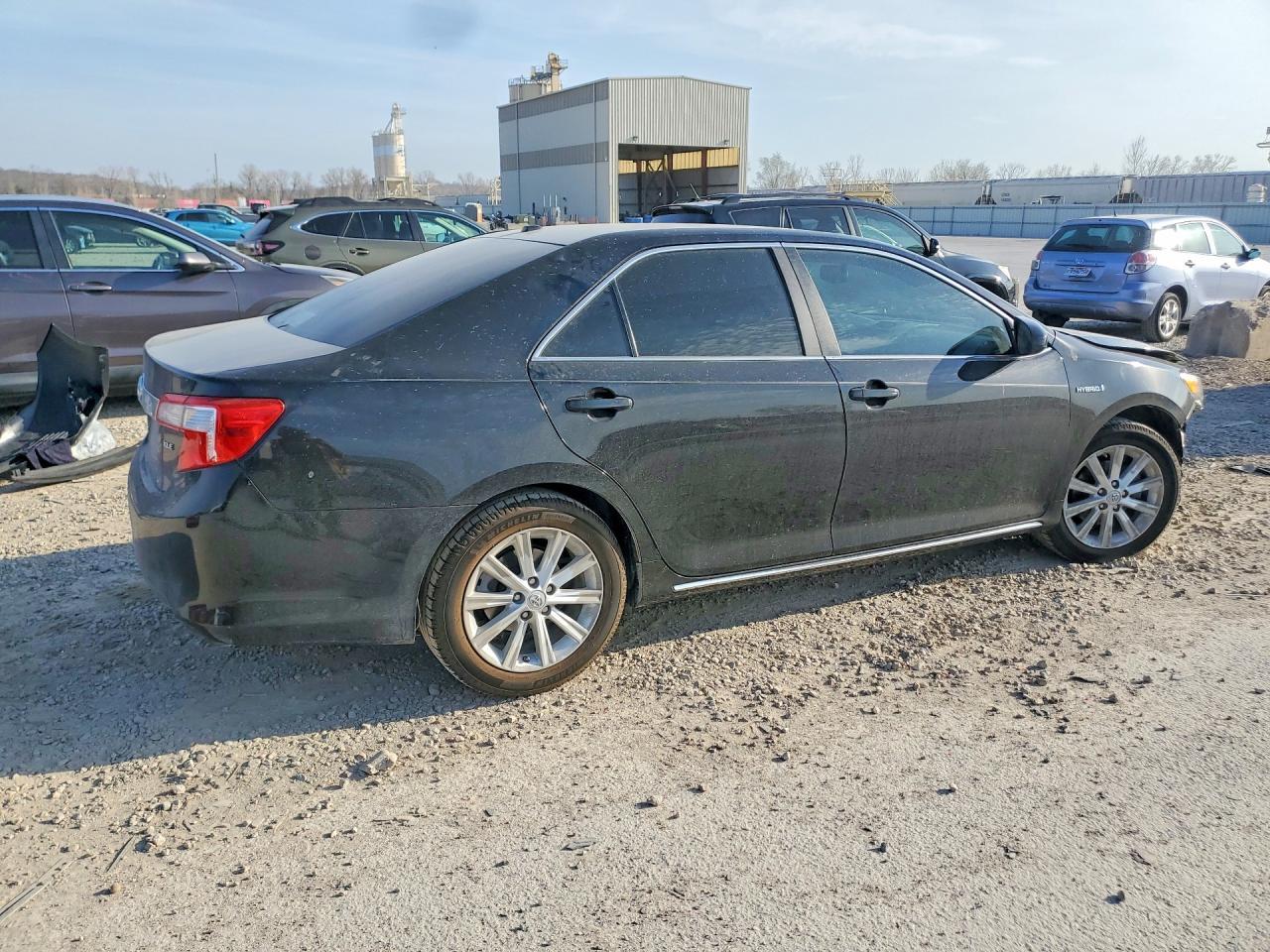 2013 Toyota Camry Hybrid Xle - Фото 3