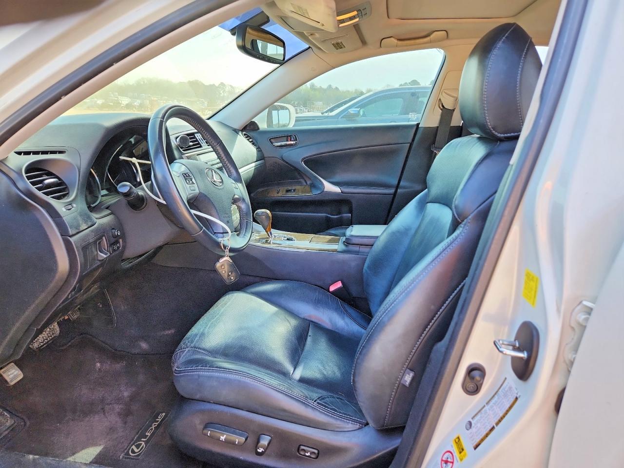 2011 Lexus Is 250 Base - Image 7