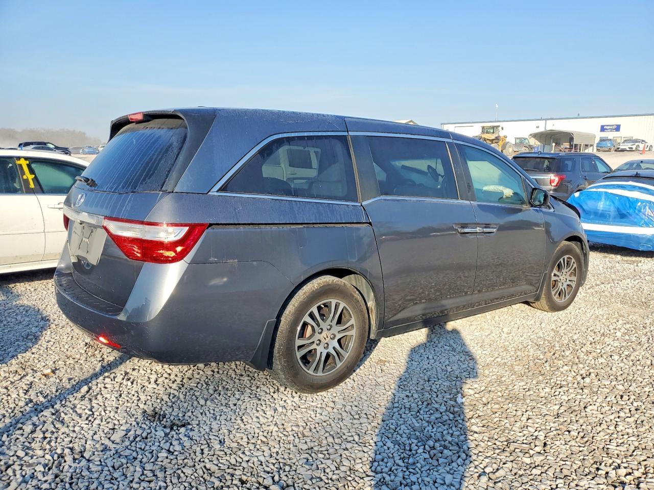 2013 Honda Odyssey Ex - Фото 3
