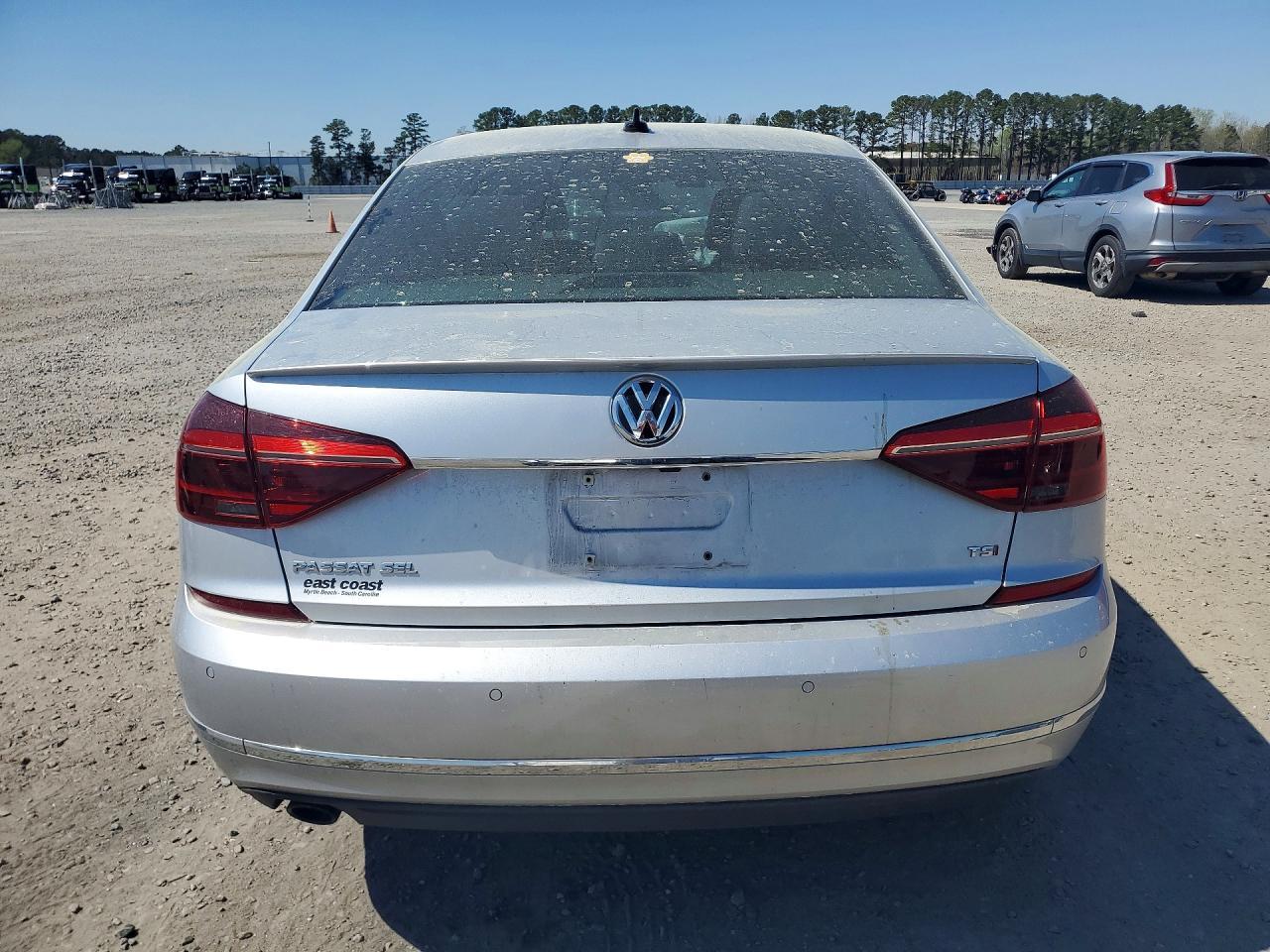 2017 Volkswagen Passat Sel Premium - Image 6