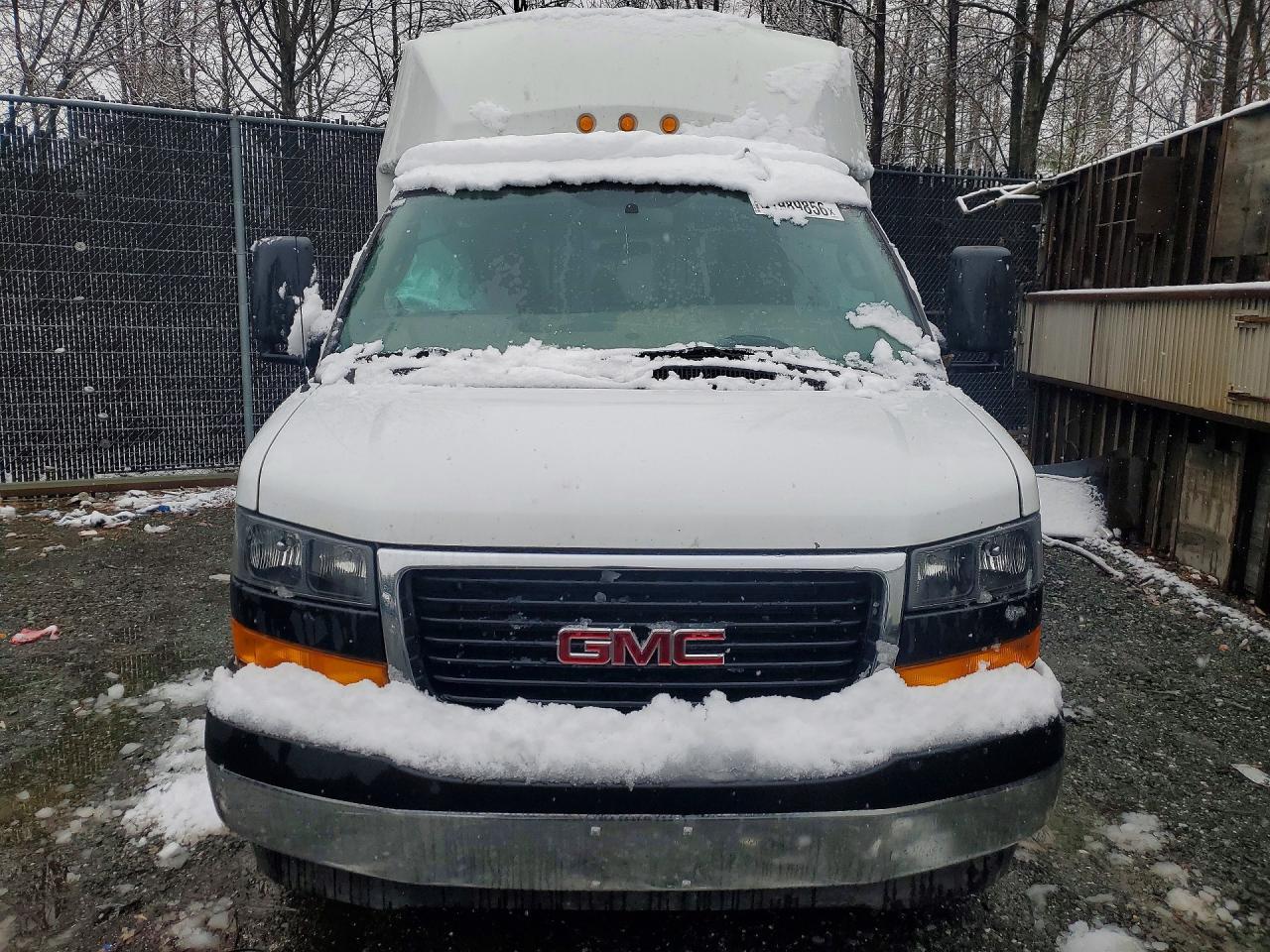 2024 GMC Savana Utility / Service Truck - Фото 5