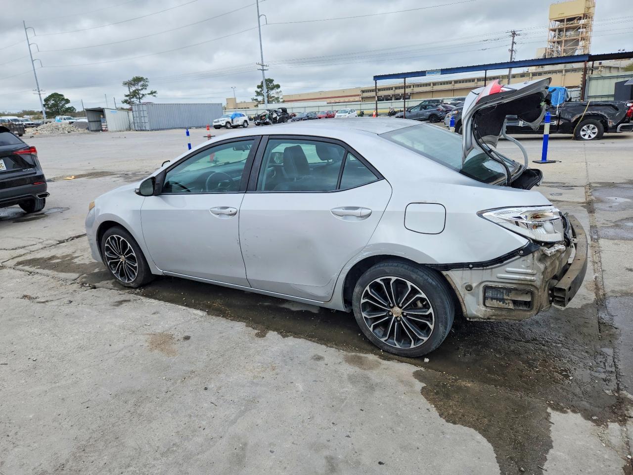 2014 Toyota Corolla S Premium - Image 2
