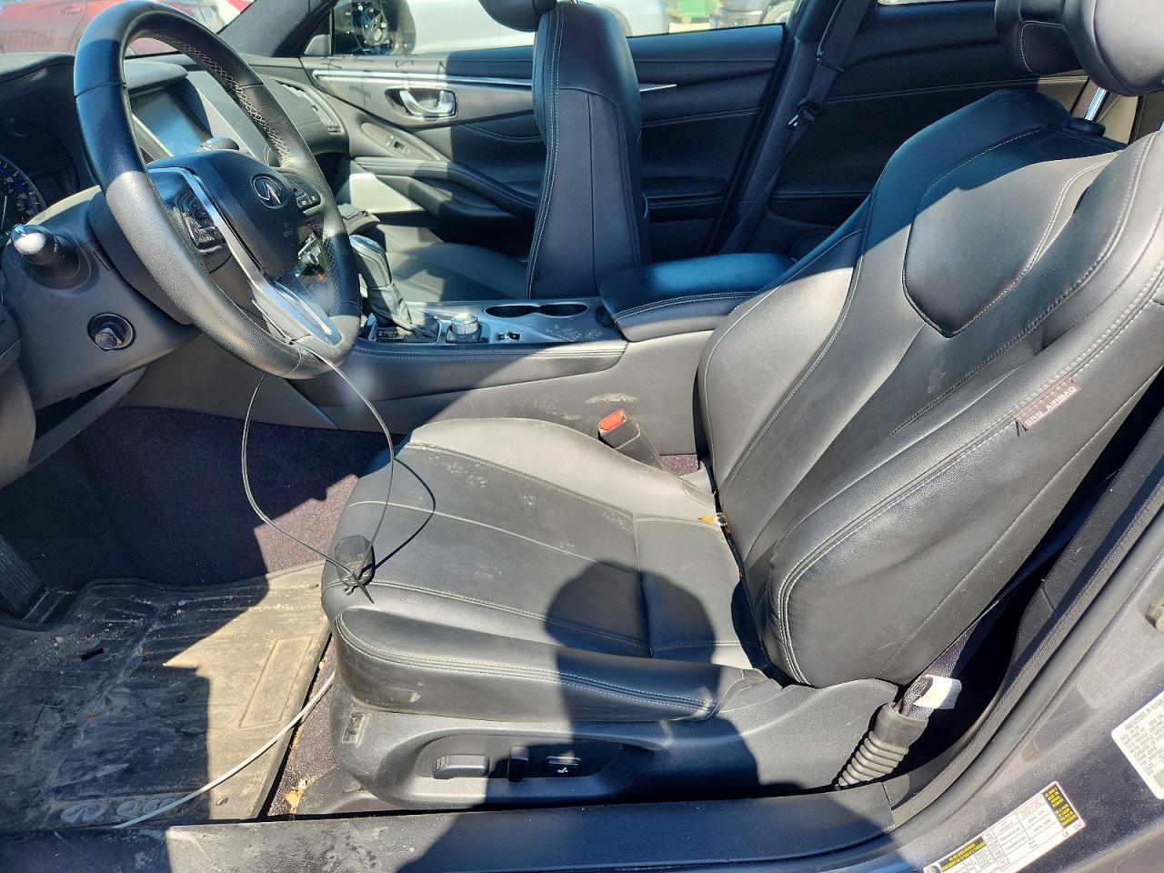 2018 Infiniti Q60 - Image 7