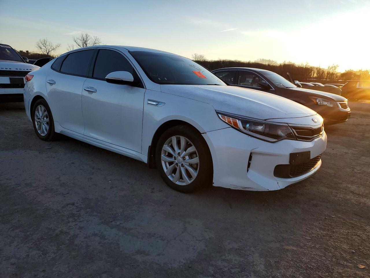 2017 Kia Optima Hybrid Premium - Фото 4