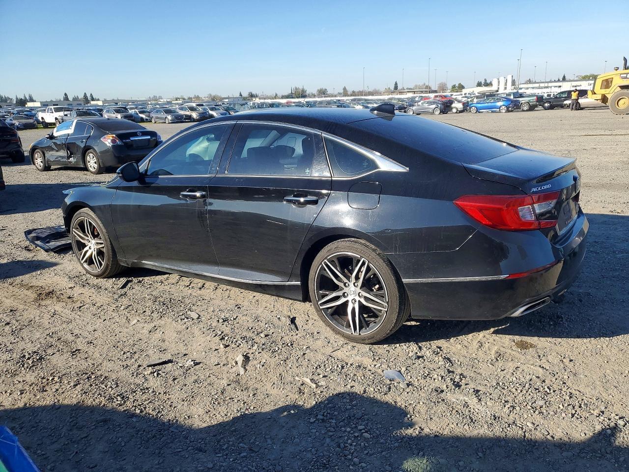2022 Honda Accord Touring - Image 2